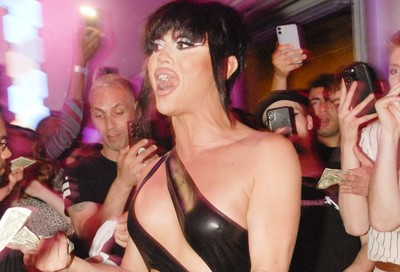 Sasha Colby at Pitchers #84